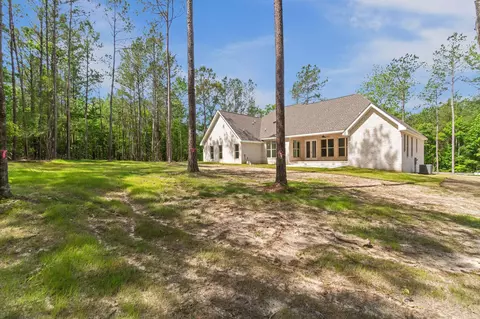 Exterior - 8 Shadow Ridge Dr, Laurel, MS 39443 photo 11 of 12