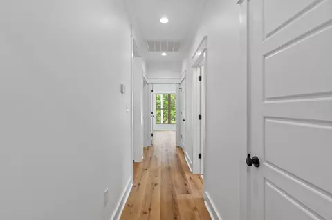 Entry Way - 8 Shadow Ridge Dr, Laurel, MS 39443 photo 6 of 7