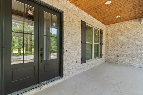 Exterior - 8 Shadow Ridge Dr, Laurel, MS 39443 photo 7 of 12