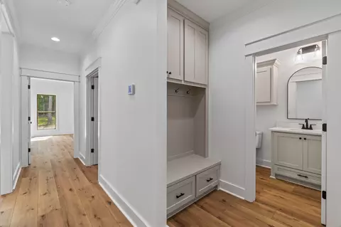 Entry Way - 8 Shadow Ridge Dr, Laurel, MS 39443 photo 5 of 7