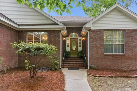 66 St Andrews, Hattiesburg, MS 39401