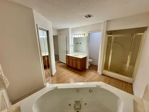 Bath - 20 C G Smith, Picayune, MS 39466 photo 2 of 2