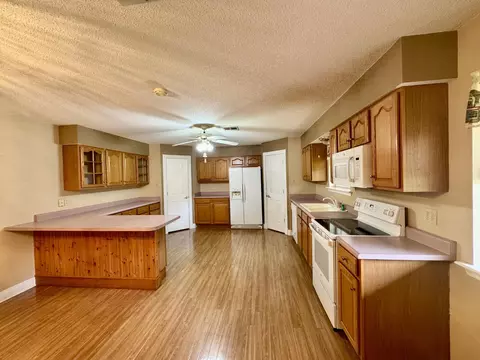 Kitchen - 20 C G Smith, Picayune, MS 39466 photo 1 of 2
