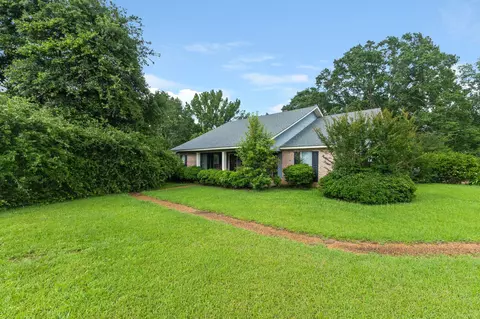 1616 Scr 123, Magee, MS 39111