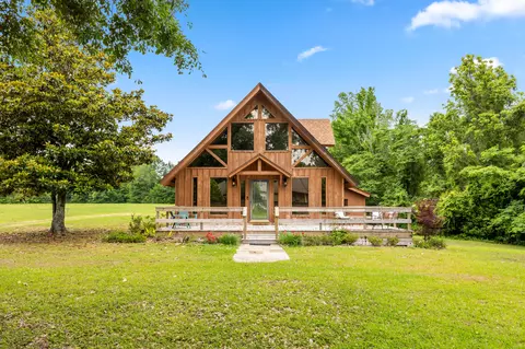 427 Corinth Rd, Petal, MS 39465