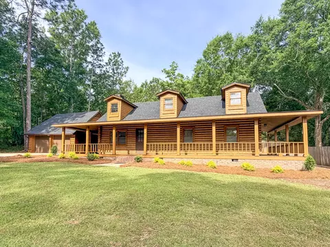 206 Kensington Dr, Hattiesburg, MS 39402