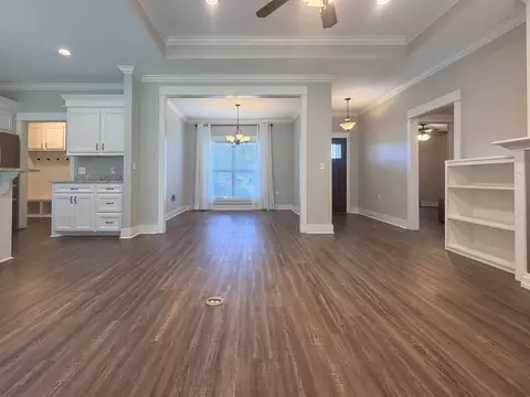 Living - 29 W Cherry, Sumrall, MS 39482 photo 2 of 3