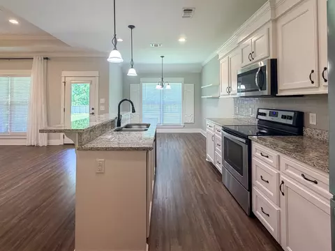 Kitchen - 29 W Cherry, Sumrall, MS 39482 photo 4 of 4