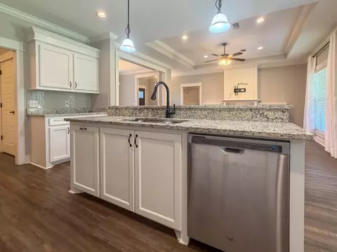 Kitchen - 29 W Cherry, Sumrall, MS 39482 photo 3 of 4