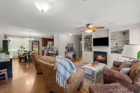 Living - 73 Pine Crest Rd, Purvis, MS 39475 photo 1 of 1