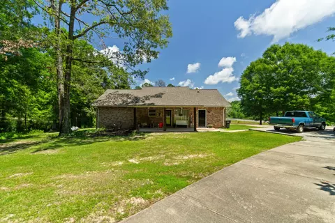 Exterior - 73 Pine Crest Rd, Purvis, MS 39475 photo 10 of 14