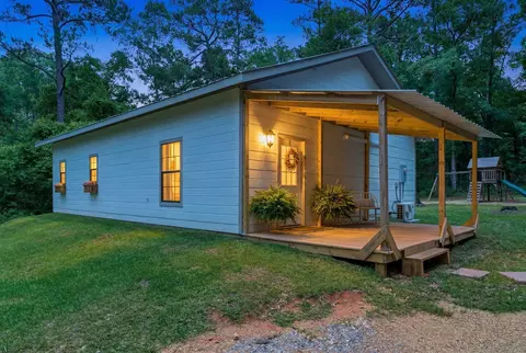 218 John Evans Rd, Petal, MS 39465