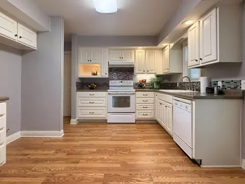 Kitchen - 25 Pine Crest Rd, Purvis, MS 39475 photo 1 of 4