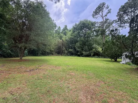 Exterior - 25 Pine Crest Rd, Purvis, MS 39475 photo 9 of 10