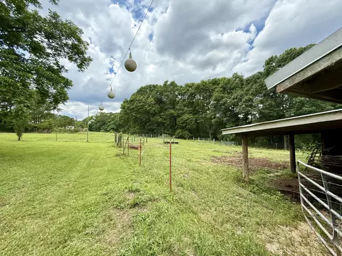 Exterior - 159 Taylor Rd, Kokomo, MS 39643 photo 13 of 15