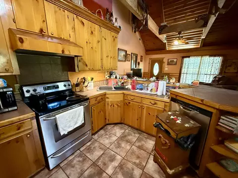 Kitchen - 159 Taylor Rd, Kokomo, MS 39643 photo 3 of 5