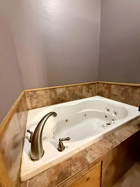 Bath - 159 Taylor Rd, Kokomo, MS 39643 photo 3 of 3