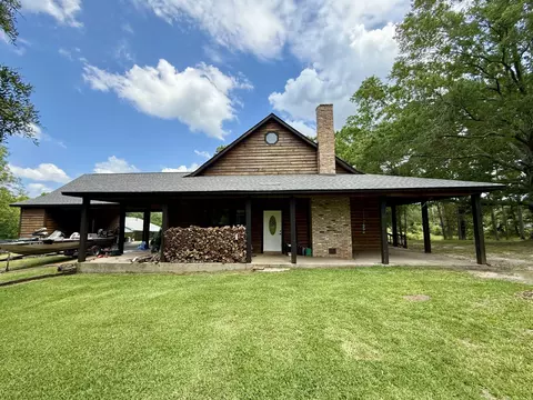Exterior - 159 Taylor Rd, Kokomo, MS 39643 photo 2 of 15