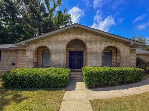 304 E 6th Ave, Petal, MS 39465 photo 3