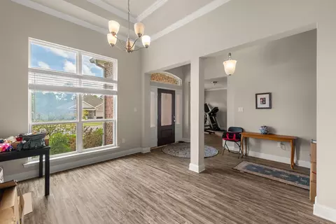 Entry Way - 7004 Glen Eagle Dr, Biloxi, MS 39532 photo 2 of 4