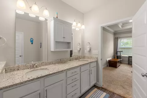 Bath - 7004 Glen Eagle Dr, Biloxi, MS 39532 photo 1 of 5