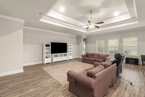 Living - 7004 Glen Eagle Dr, Biloxi, MS 39532 photo 1 of 1