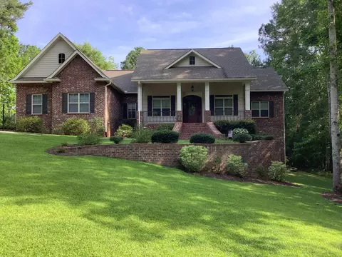 48 Redfern Trl, Petal, MS 39465