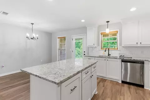Kitchen - 75 Planted Pine Dr, Purvis, MS 39475 photo 3 of 3
