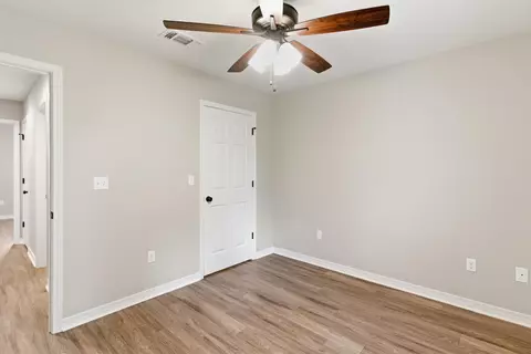 Bedroom - 75 Planted Pine Dr, Purvis, MS 39475 photo 4 of 5