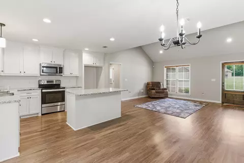 Living - 75 Planted Pine Dr, Purvis, MS 39475 photo 2 of 2