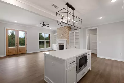 Living - 49 Excellor, Sumrall, MS 39482 photo 4 of 5