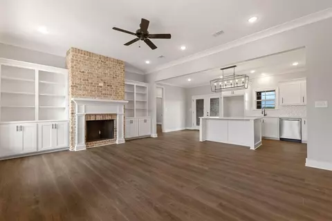 Living - 49 Excellor, Sumrall, MS 39482 photo 2 of 5