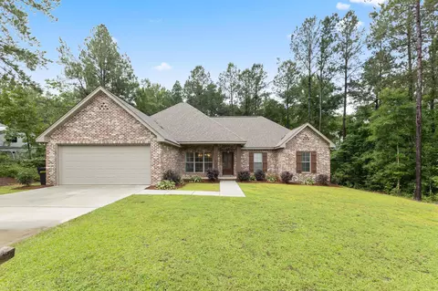 27 Southfork Dr, Petal, MS 39465