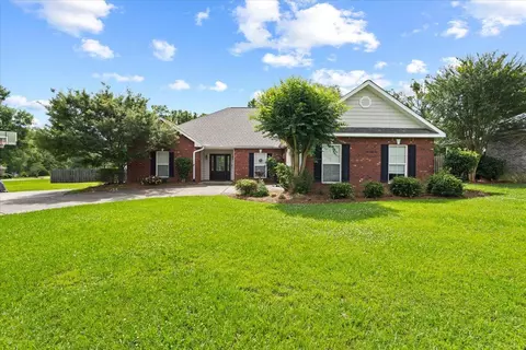 29 Wilshire Blvd, Laurel, MS 39443