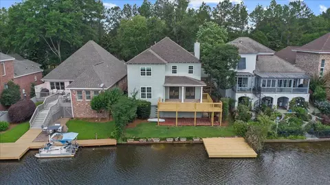 202 40th Pl, Hattiesburg, MS 39402