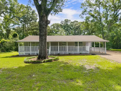 46 Ralston Rd, Hattiesburg, MS 39401