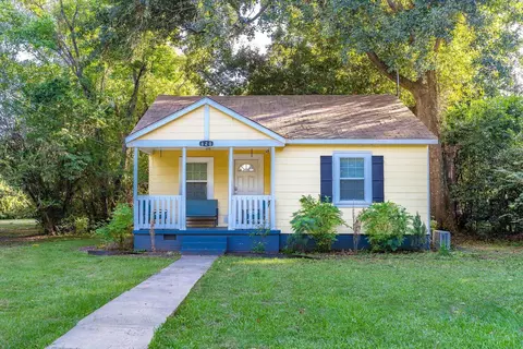 820 W 6th St, Hattiesburg, MS 39401