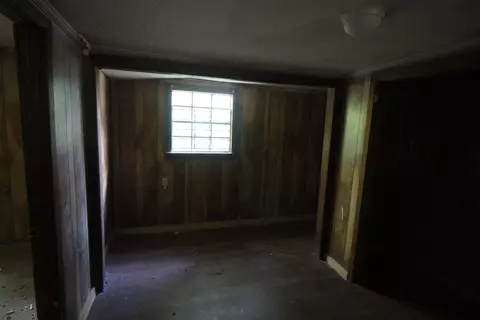 Bedroom - 928 12 Martin Luther King Ave, Laurel, MS 39440 photo 1 of 4