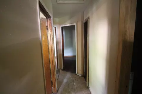 Entry Way - 928 12 Martin Luther King Ave, Laurel, MS 39440 photo 2 of 2