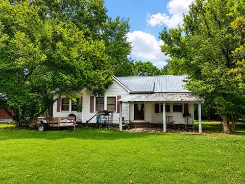 231 Magnolia Dr, Raleigh, MS 39153