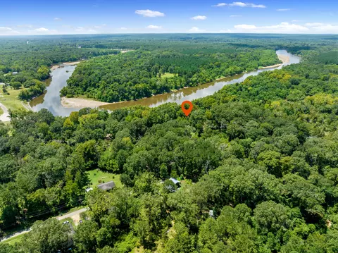 100 Hawkins Ave, Columbia, MS 39429