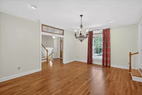 Living - 10 Heritage Trl, Laurel, MS 39440 photo 1 of 11