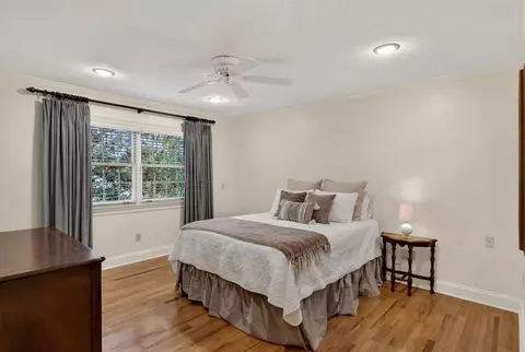 Bedroom - 10 Heritage Trl, Laurel, MS 39440 photo 3 of 16