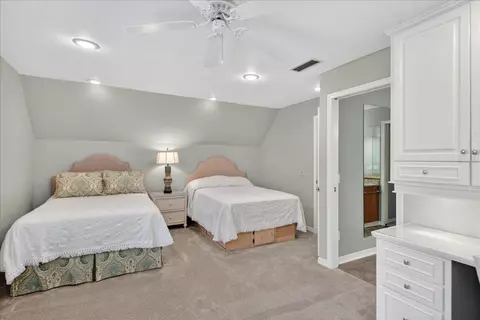 Bedroom - 10 Heritage Trl, Laurel, MS 39440 photo 15 of 16