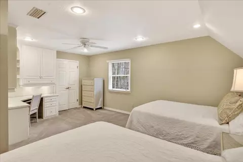 Bedroom - 10 Heritage Trl, Laurel, MS 39440 photo 13 of 16