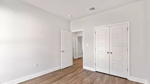 Bedroom - 129 Lynnstone, Petal, MS 39465 photo 5 of 5