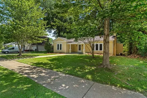 204 S 23rd Ave, Hattiesburg, MS 39401