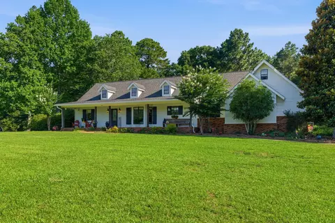 105 Country Park Dr, Petal, MS 39465