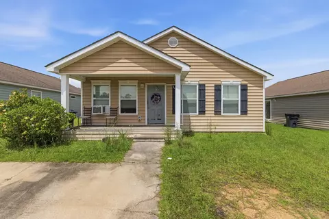 16 Veranda Dr, Hattiesburg, MS 39402