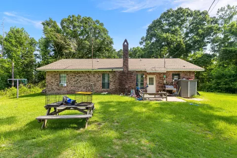 Exterior - 2 Turner Loop, New Augusta, MS 39462 photo 9 of 11